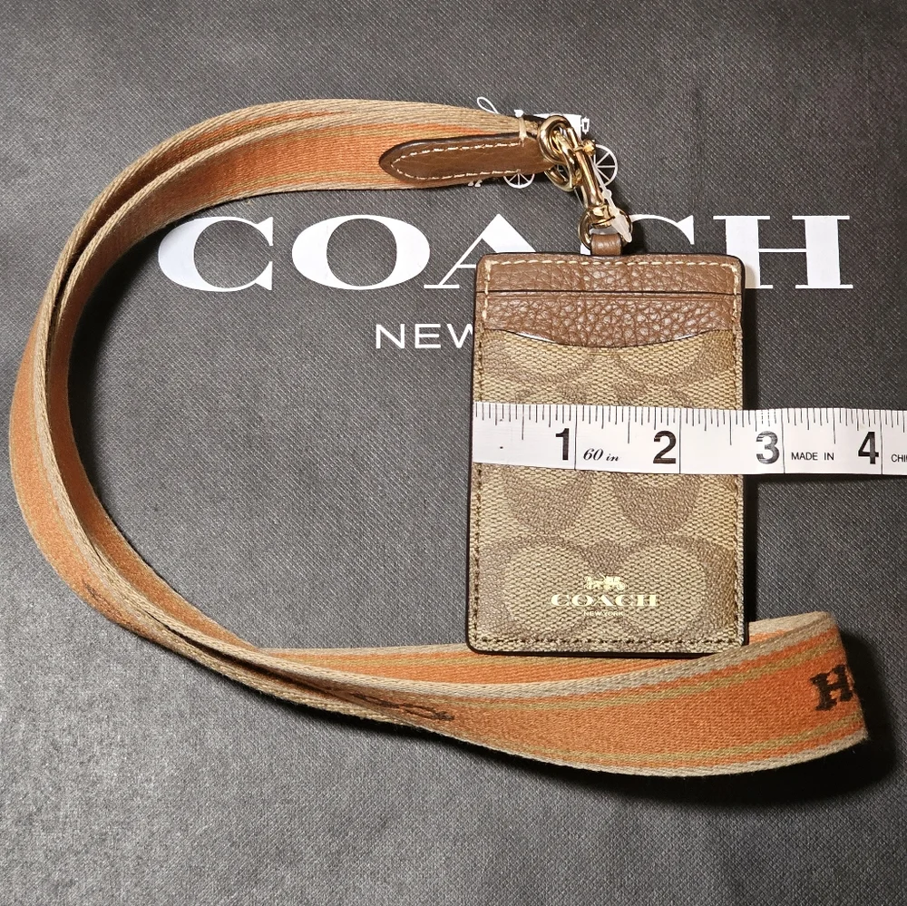(UNISEX) COACH ID LANYARD IN SIGNATURE CANVAS (NWT) - Picture 8 of 14